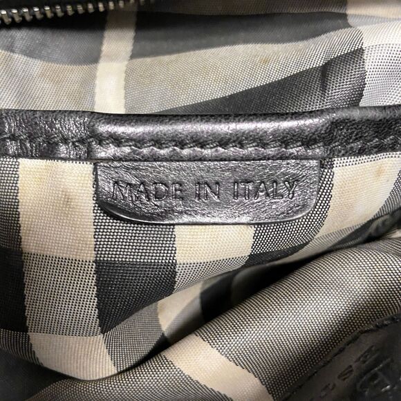 Burberry Black Pebbled Leather Hobo Shoulder Bag Zip Top Italy ITPELFAB12SCA - Picture 8 of 16